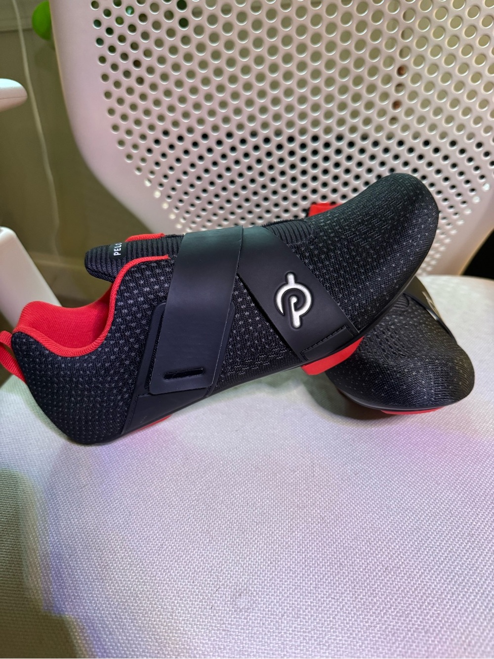 Peloton Black Cycling Shoes with Red Accents - Slip-On Velcro Strap, M 8 /W 9.5